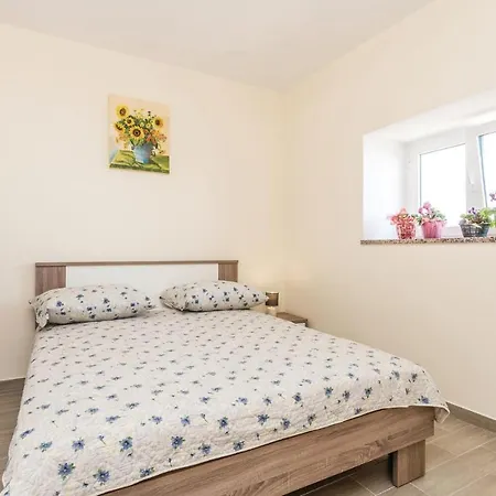Apartment Nice Apartment In Lovran With 1 Bedrooms And Wifi *